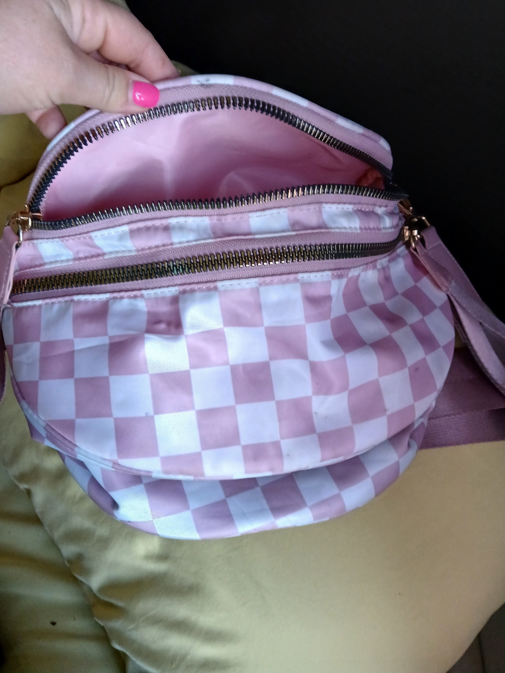 Pink Checkered Crossbody Bag - Casual Women’s Shoulder Bag